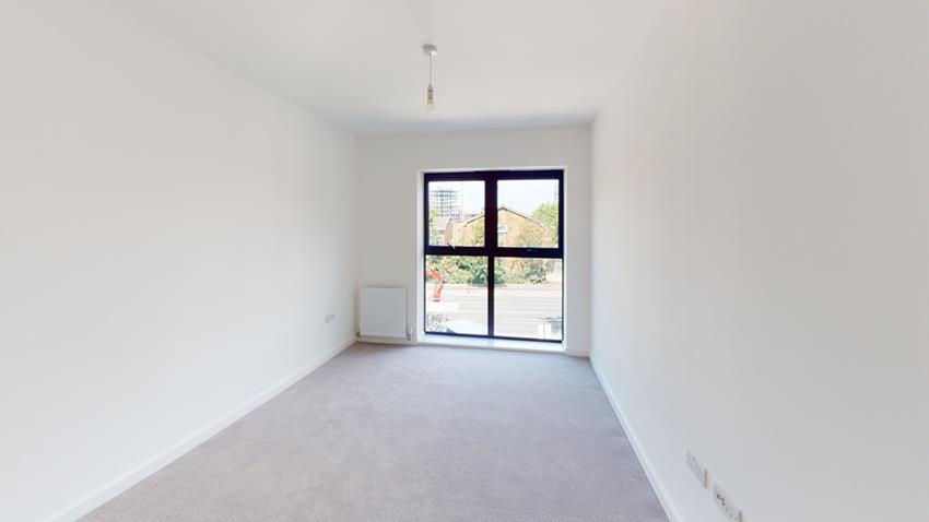 Fairfield Rd Front Flat 6 Unfurnished LOW RES